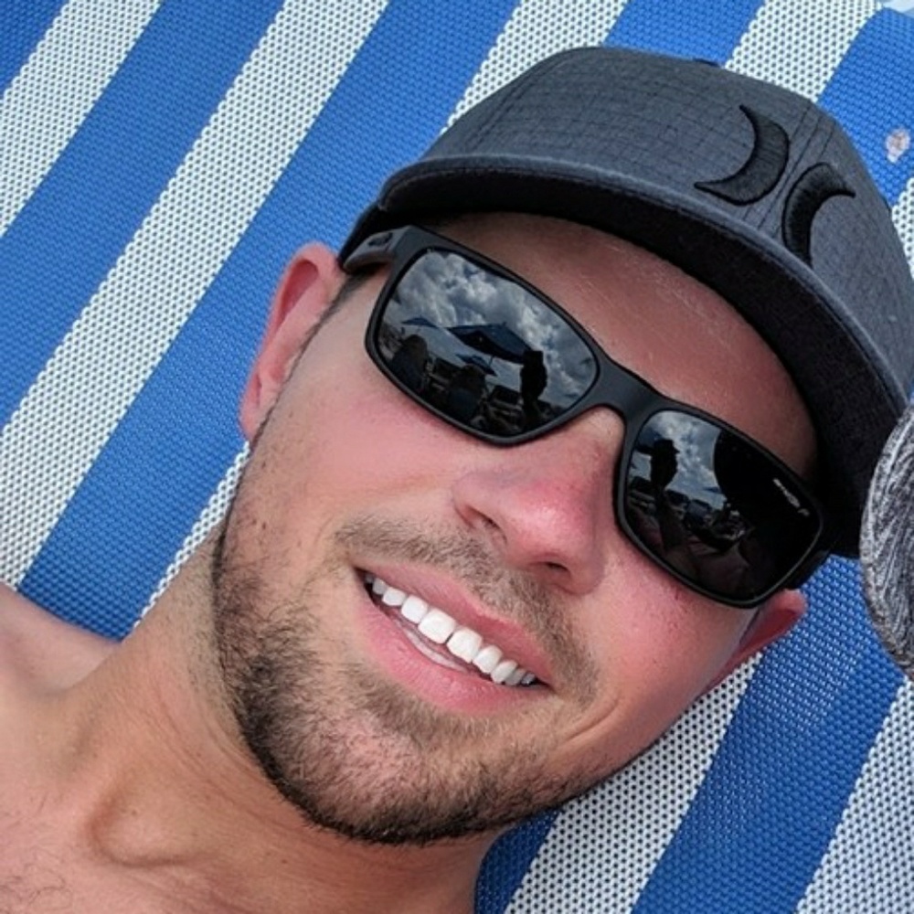 Meet your Posher, Cody